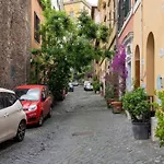 Trastevere - Strategic And Comfortable Loft *
